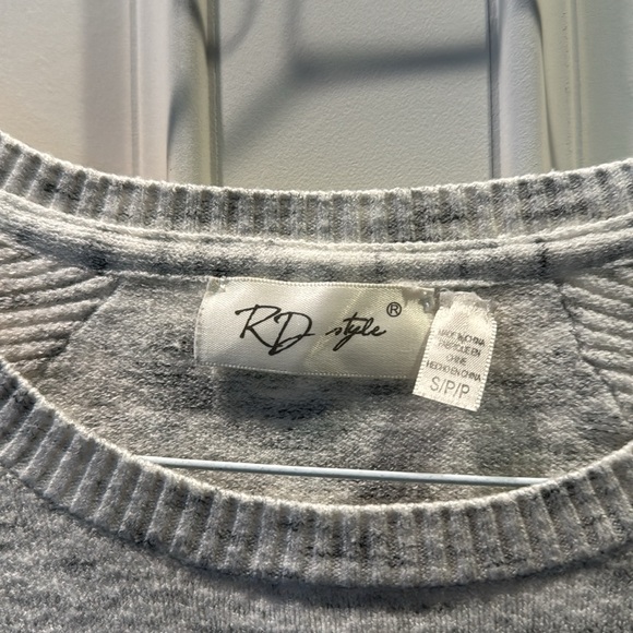RD Style Gray Sweater - Picture 3 of 5